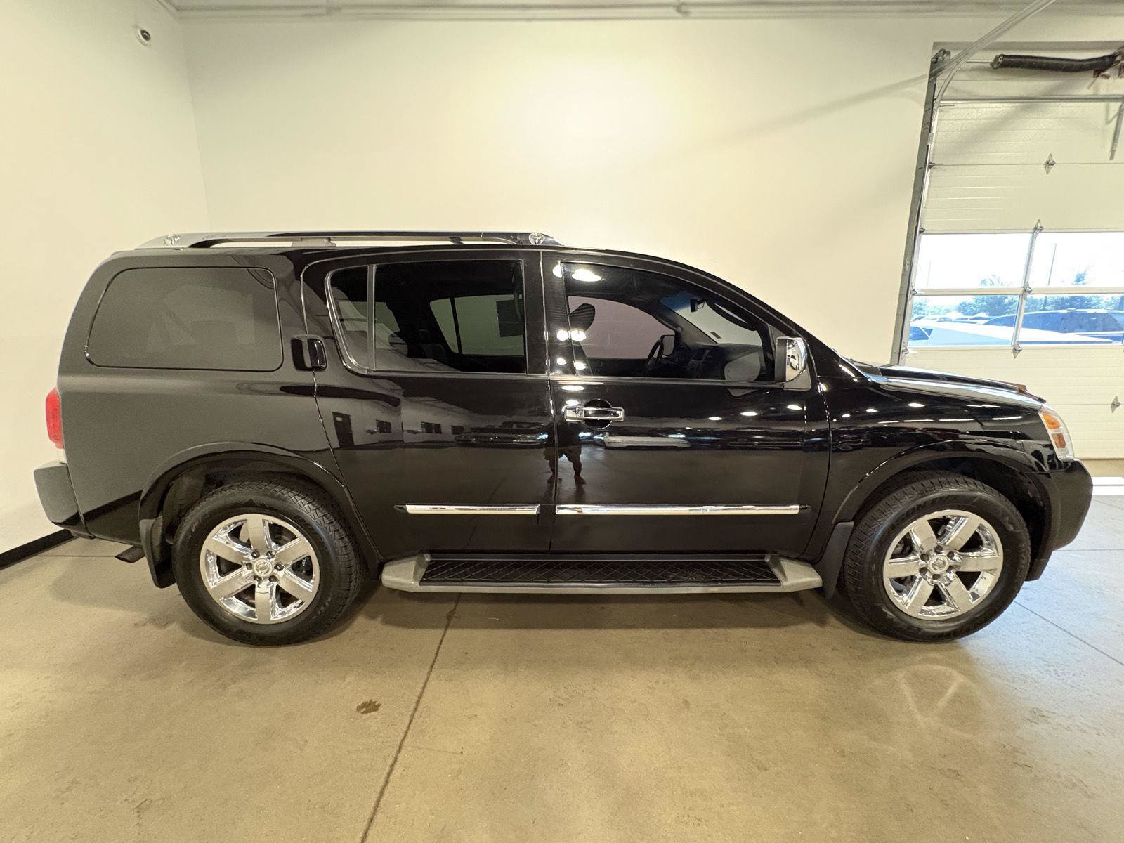 Used 2012 Nissan Armada Platinum AWD/4WD image 2