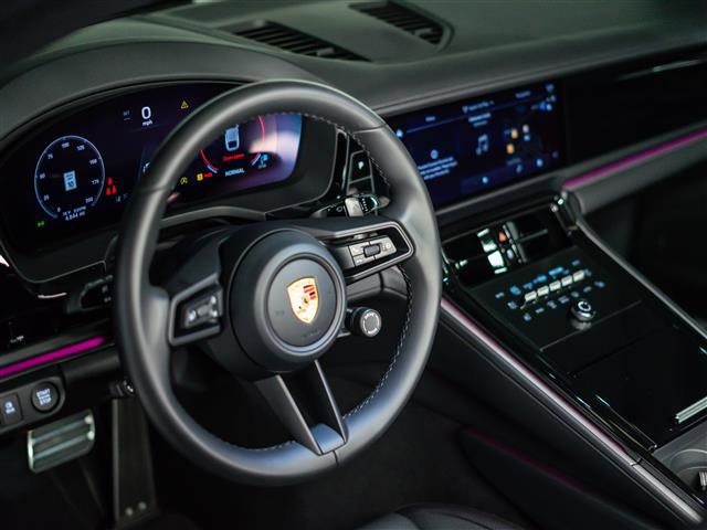 Certified 2026 Porsche Panamera 4 AWD/4WD image 22