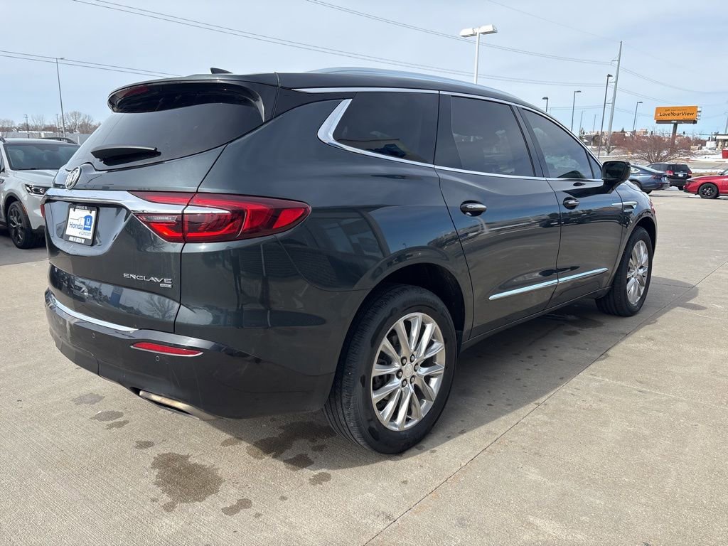 Used 2019 Buick Enclave Premium w/ Experience Buick Package image 5