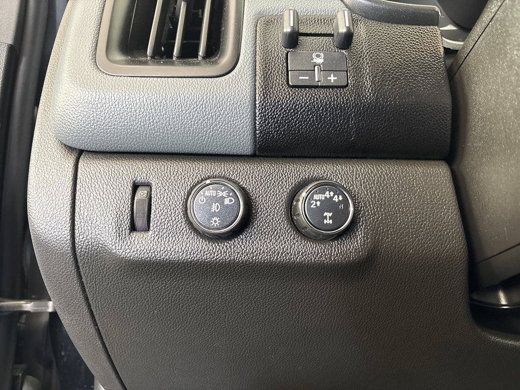 Used 2019 Chevrolet Colorado Z71 AWD/4WD image 37