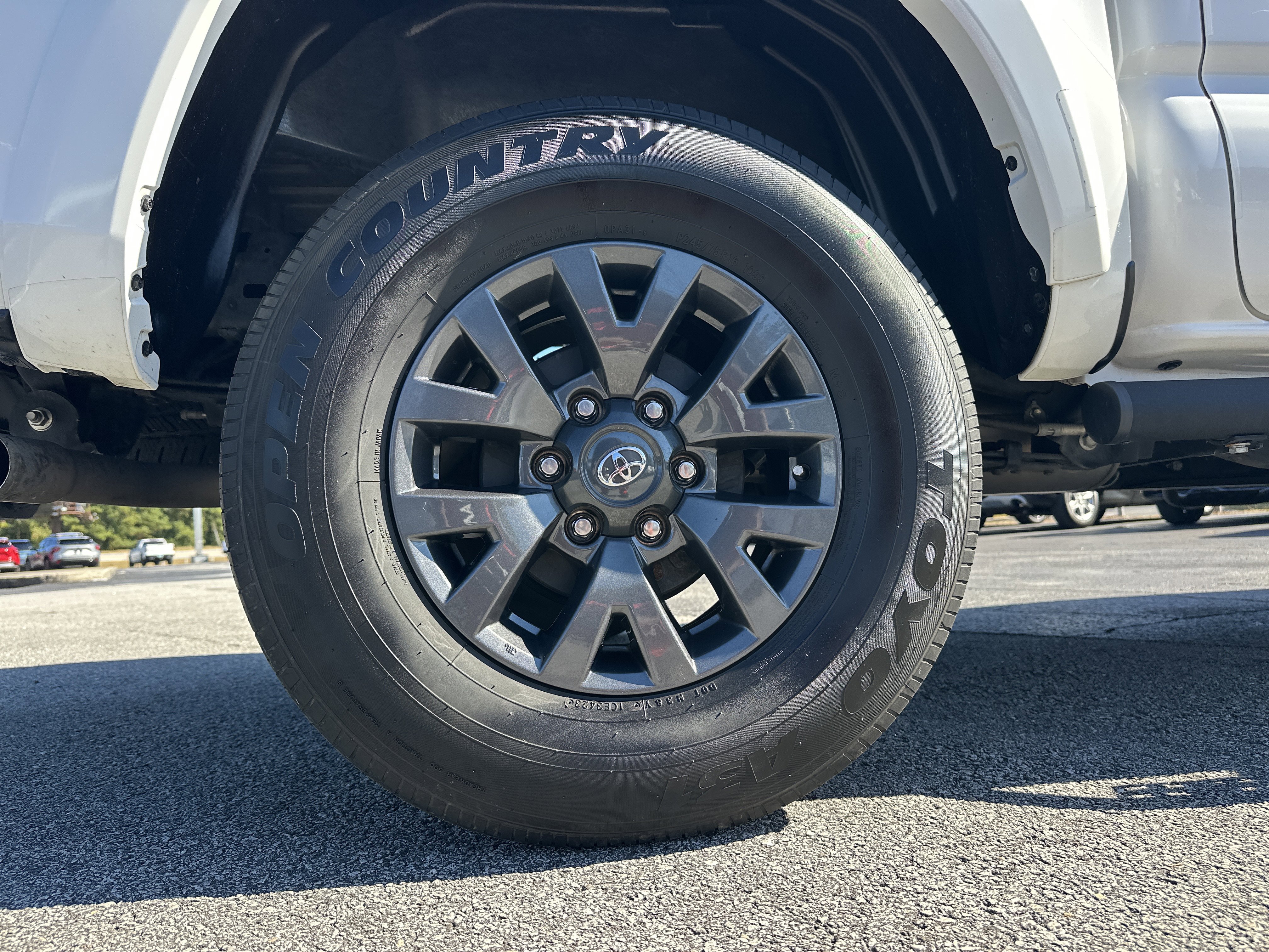 Used 2023 Toyota Tacoma TRD Off-Road image 18