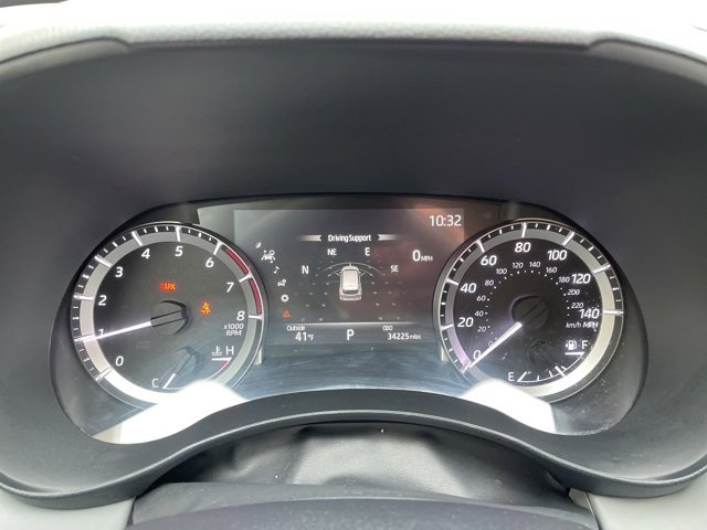 Used 2023 Toyota Highlander L image 27