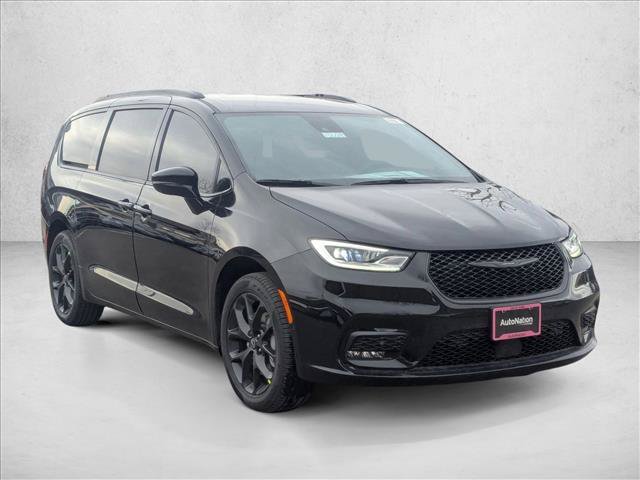 New 2026 Chrysler Pacifica Select w/ S Appearance Package AWD/4WD image 7