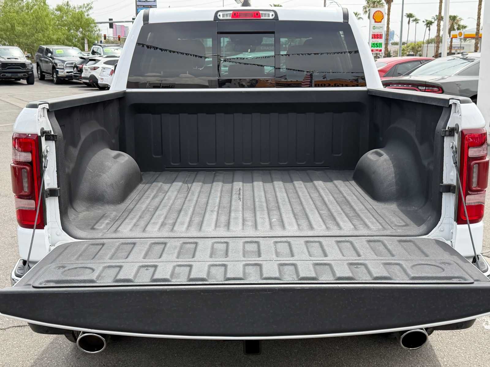 Used 2022 RAM 1500 Limited AWD/4WD image 31