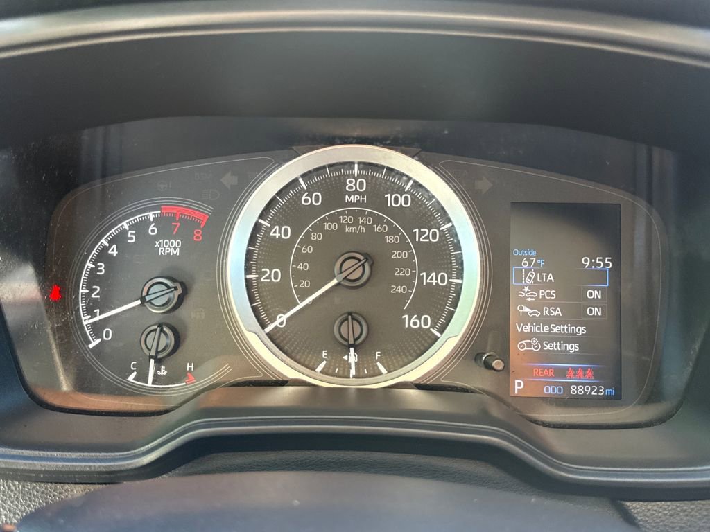 Used 2022 Toyota Corolla LE FWD image 20