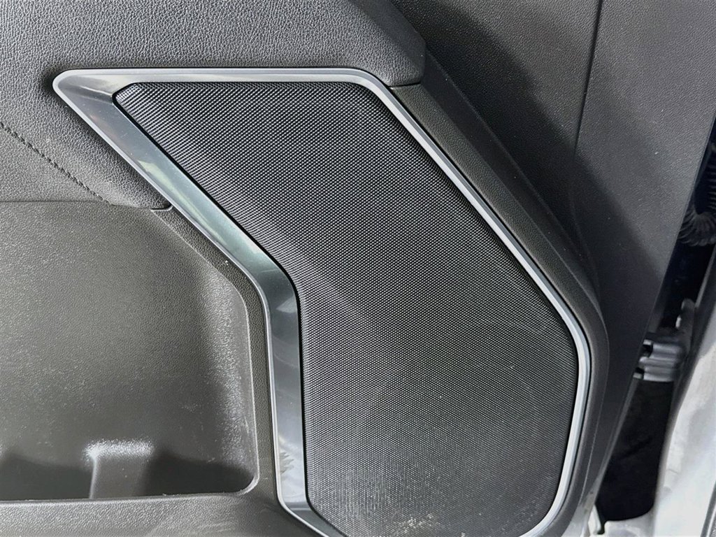 Used 2025 GMC Sierra 1500 SLT RWD image 21