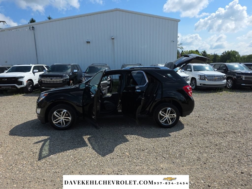 Used 2016 Chevrolet Equinox LTZ w/ Enhanced Convenience Package FWD image 29