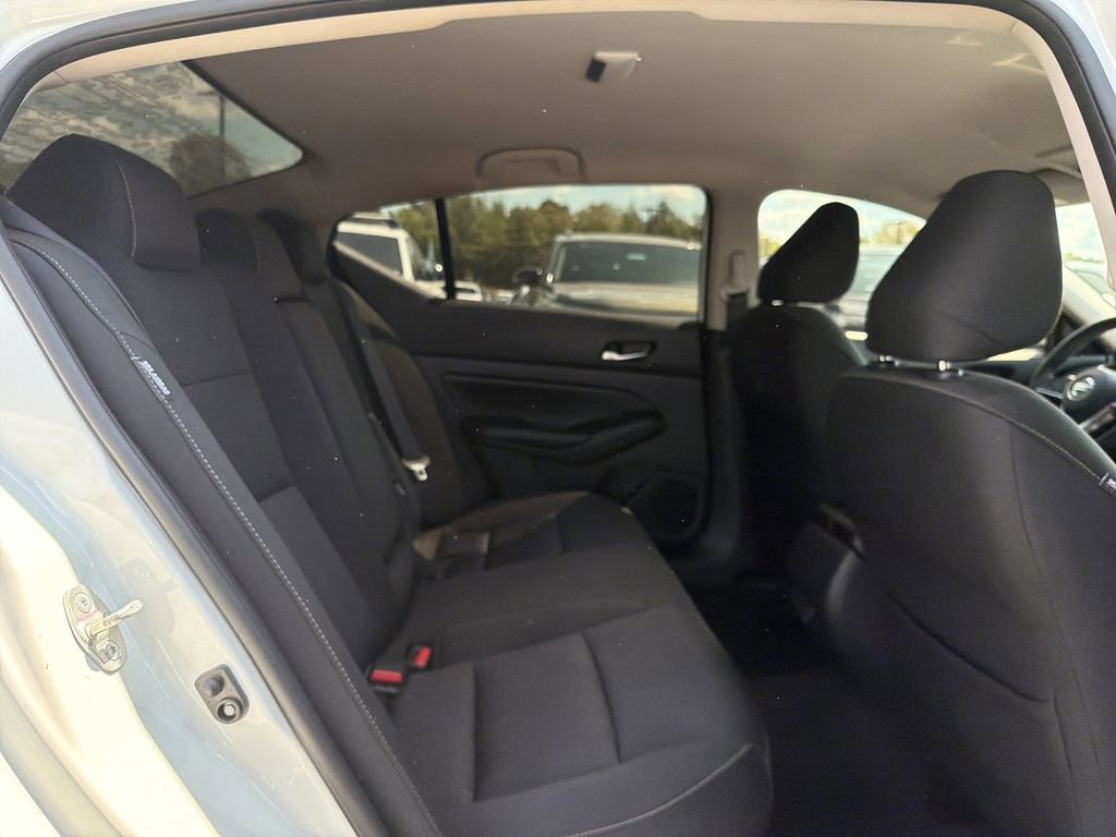 Used 2021 Nissan Altima 2.5 SV image 15