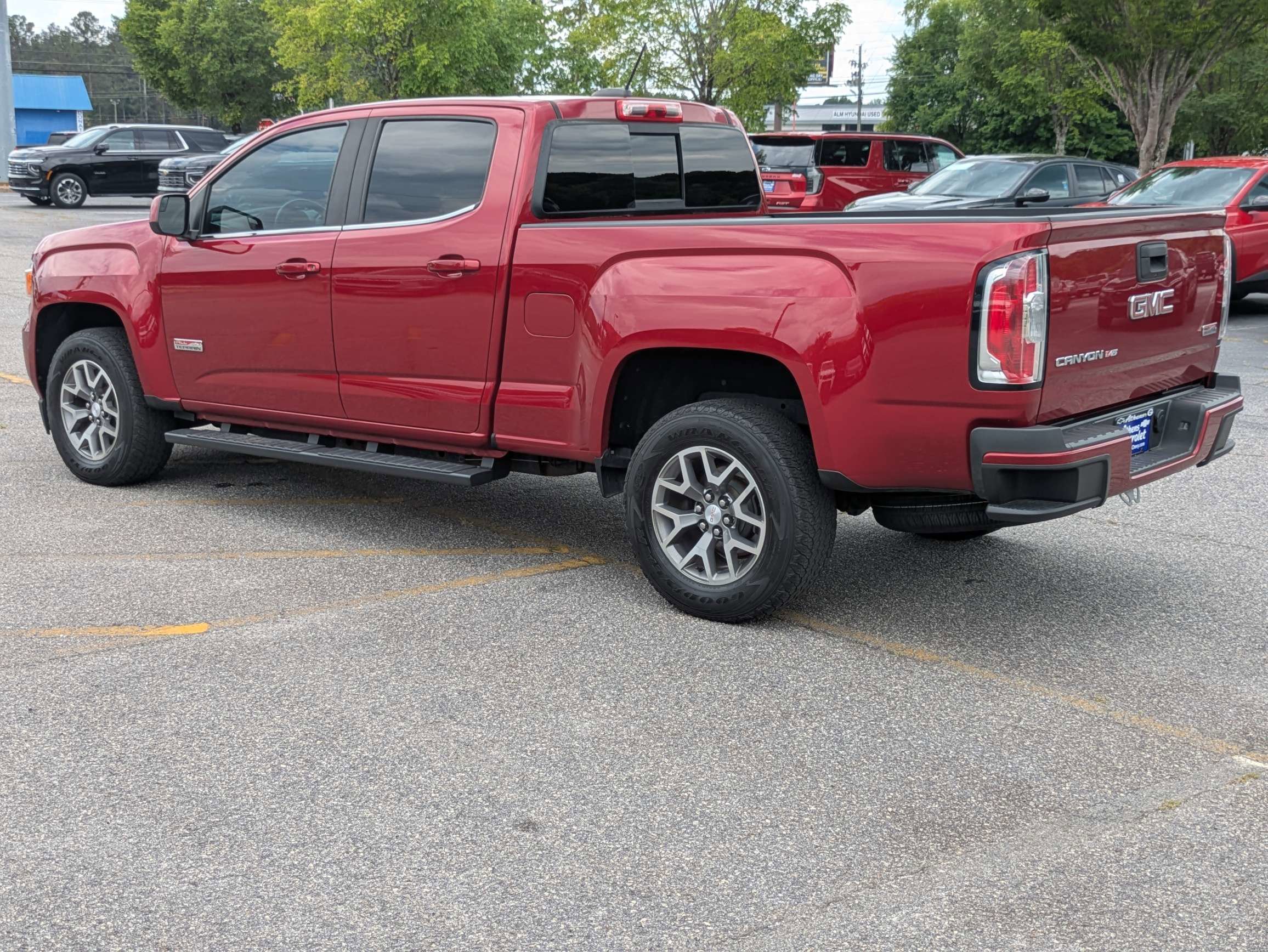 Used 2018 GMC Canyon All Terrain AWD/4WD image 6
