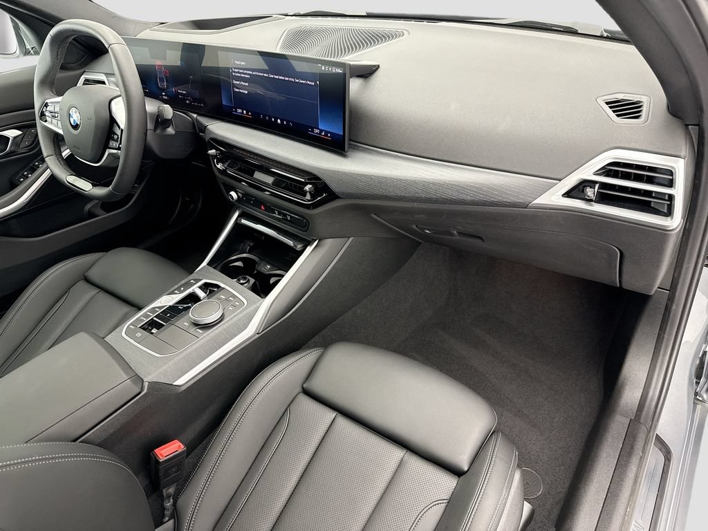 Used 2025 BMW 330i xDrive Sedan w/ M Sport Package AWD/4WD image 16