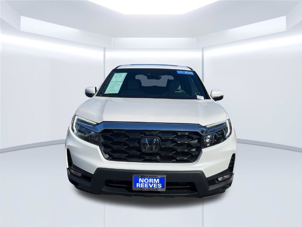 Used 2025 Honda Passport EX-L image 8