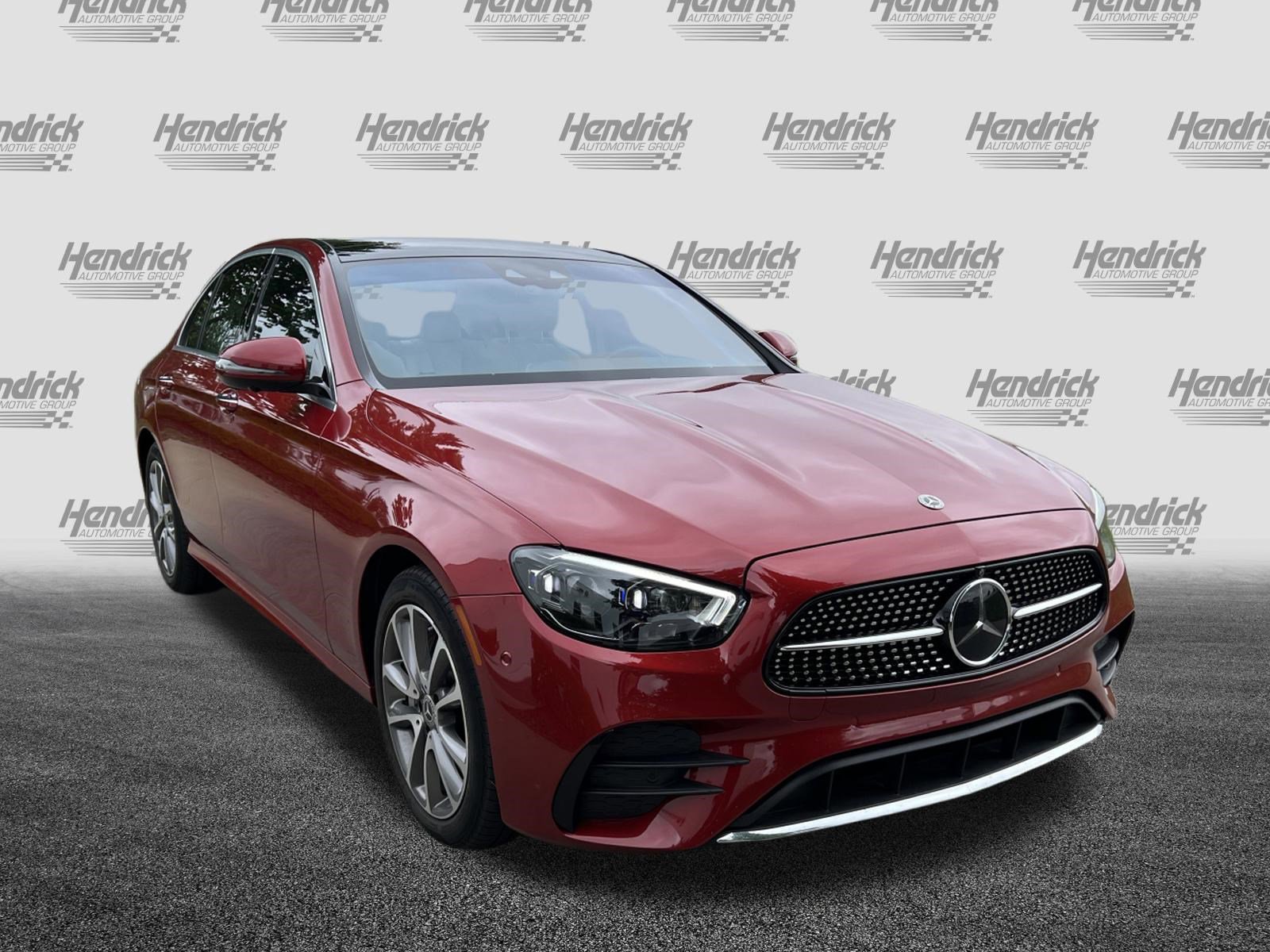 Used 2022 Mercedes-Benz E 450 4MATIC Sedan w/ Driver Assistance Package image 2