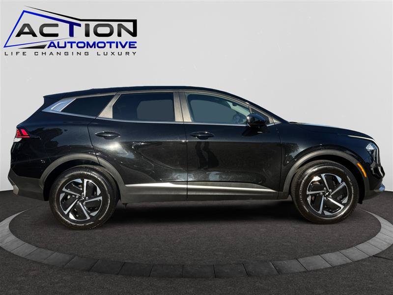 Used 2023 Kia Sportage LX AWD/4WD image 9