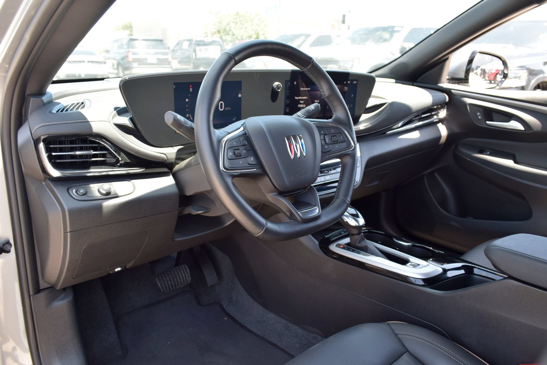 Used 2025 Buick Envista Avenir FWD image 15