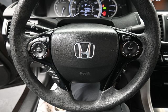 Used 2016 Honda Accord LX image 17