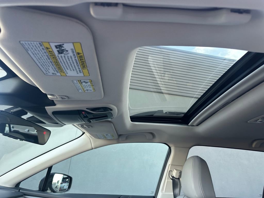 Used 2025 Subaru Outback Limited image 25