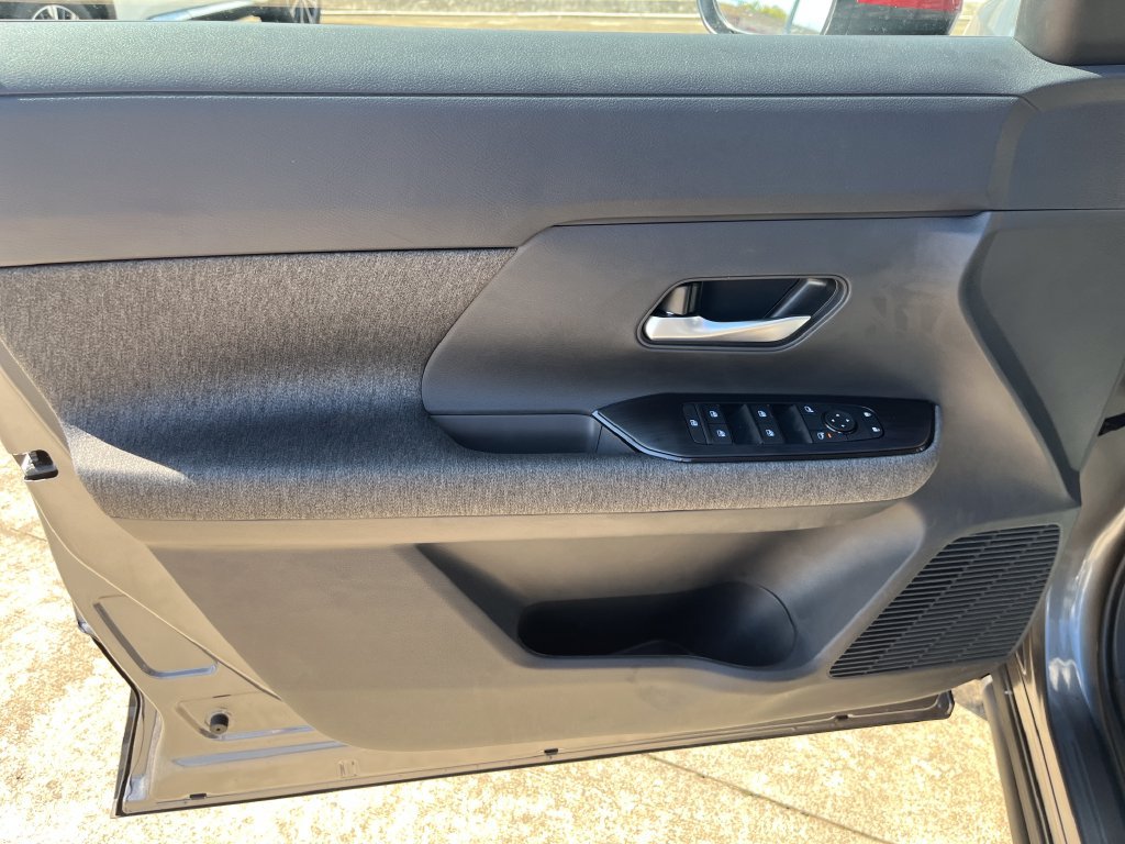 New 2027 Nissan Kicks SV AWD/4WD image 11