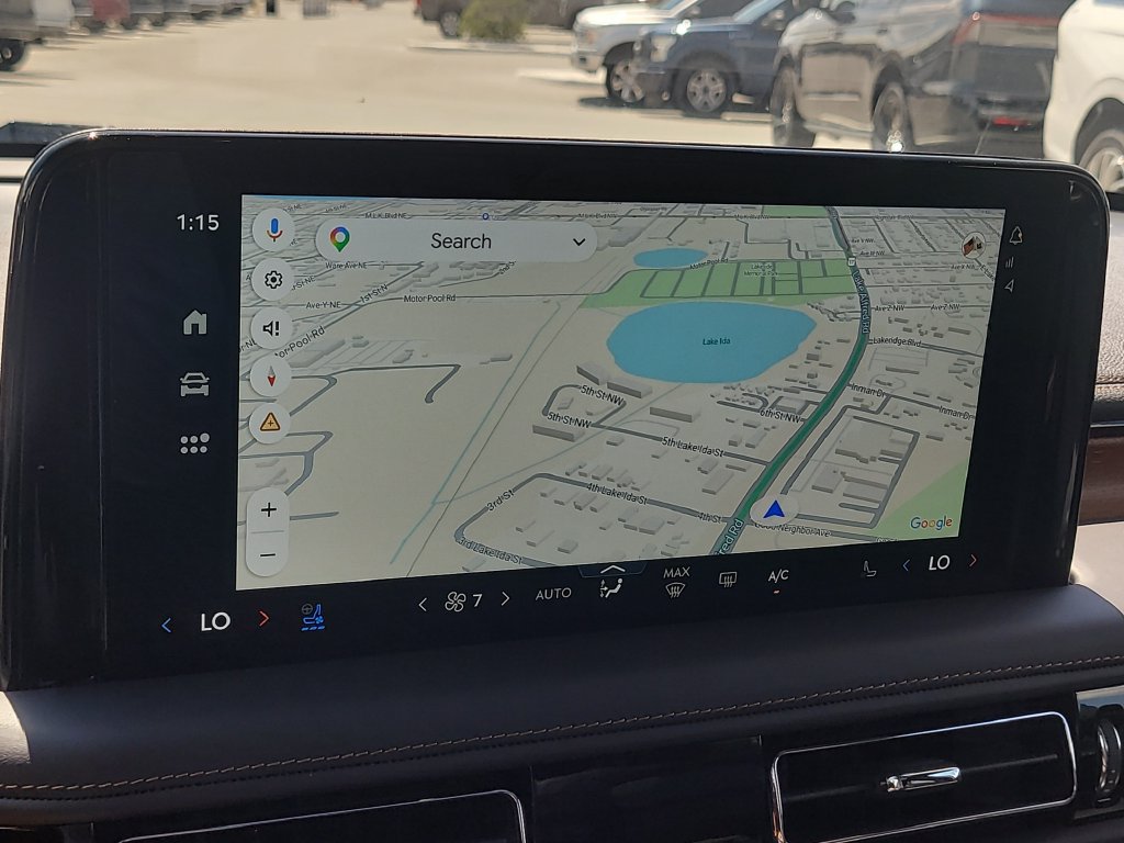 Certified 2025 Lincoln Aviator Black Label AWD/4WD image 22