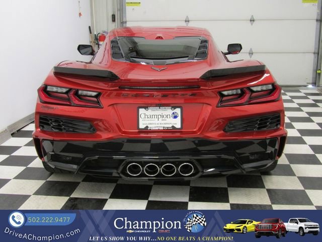Used 2025 Chevrolet Corvette Z06 w/ Stealth Interior Trim Package RWD image 15