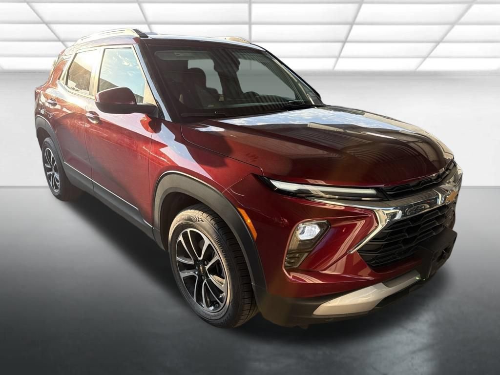 Used 2025 Chevrolet TrailBlazer LT