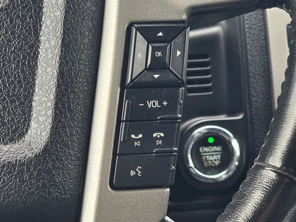 Used 2016 Ford Expedition Limited w/ Equipment Group 301A image 19