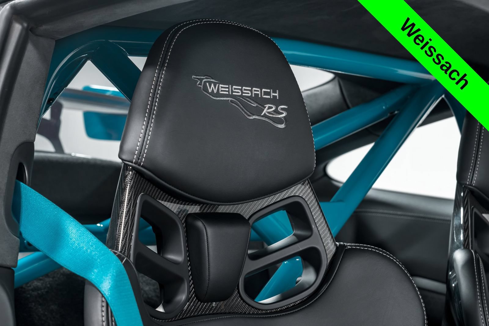Used 2018 Porsche 911 GT2 RS w/ Weissach Package RWD image 37