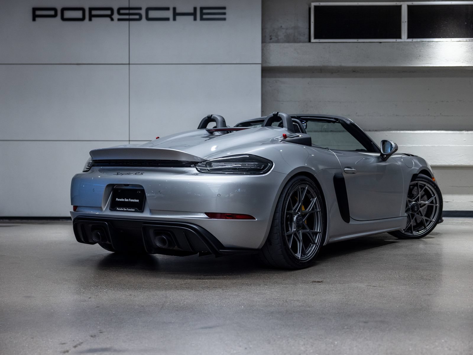 Certified 2025 Porsche 718 Boxster Spyder RS RWD image 8