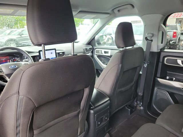 Certified 2023 Ford Explorer XLT RWD image 13
