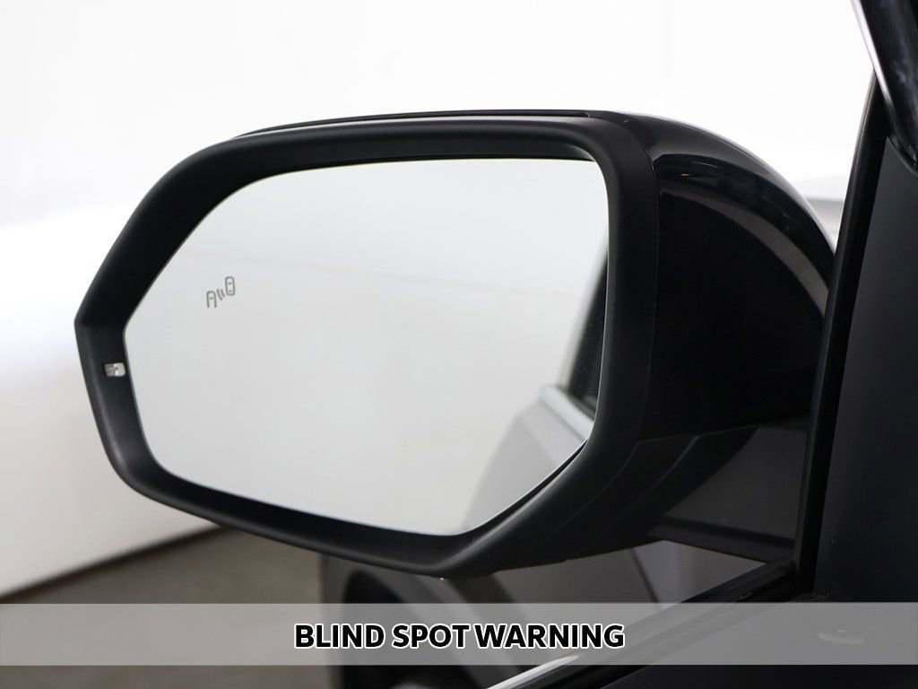 Used 2020 Volkswagen Atlas SEL R-Line image 9