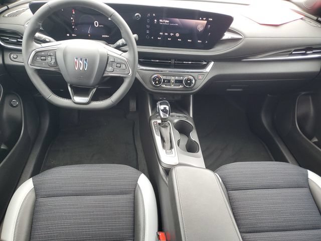 Used 2025 Buick Envista Preferred w/ Convenience I Package FWD image 9