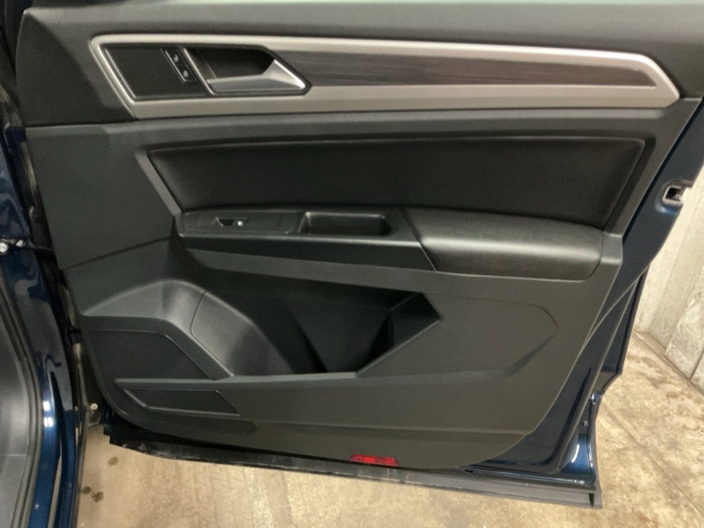 Used 2021 Volkswagen Atlas SEL image 29