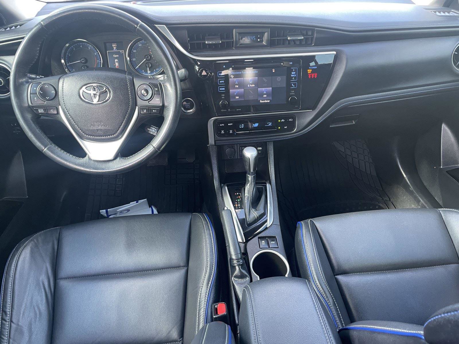 Used 2019 Toyota Corolla XSE image 27