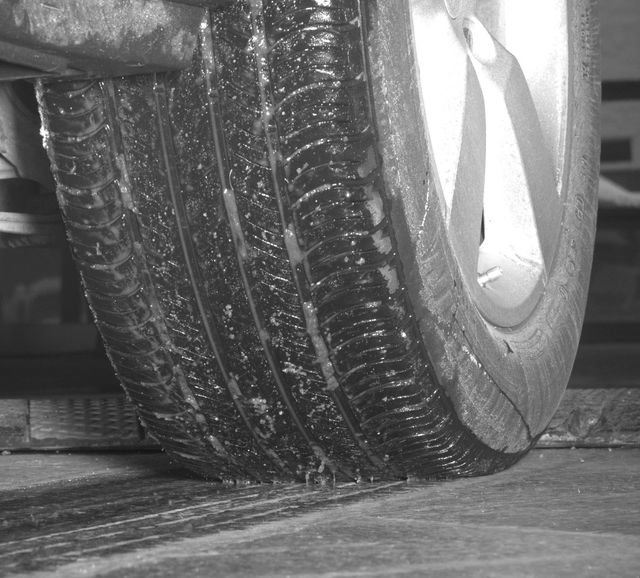 Used 2020 Land Rover Defender 110 First Edition image 40