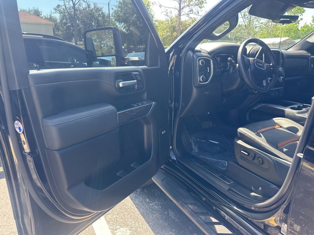 Certified 2022 GMC Sierra 2500 AT4 w/ AT4 Premium Plus Package AWD/4WD image 5