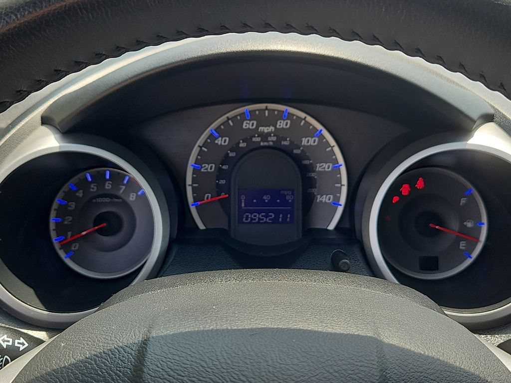 Used 2011 Honda Fit Sport image 21