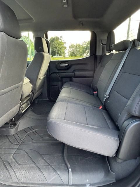 Used 2023 Chevrolet Silverado 1500 Custom AWD/4WD image 11
