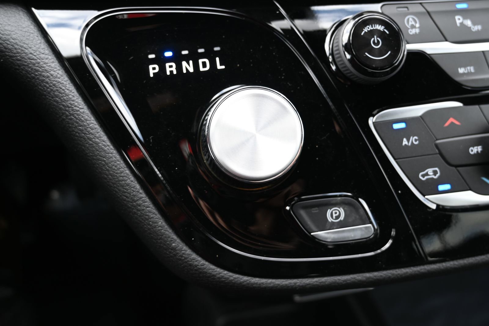 New 2026 Chrysler Pacifica Select image 15