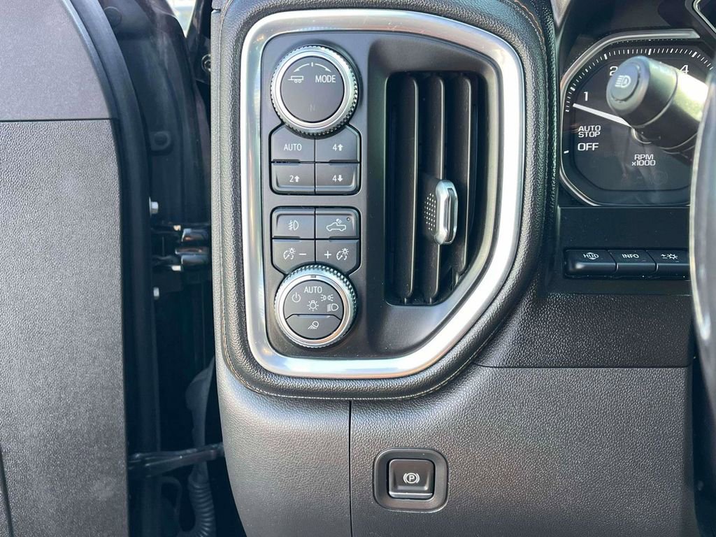 Used 2021 GMC Sierra 1500 AT4 w/ AT4 Premium Package image 17