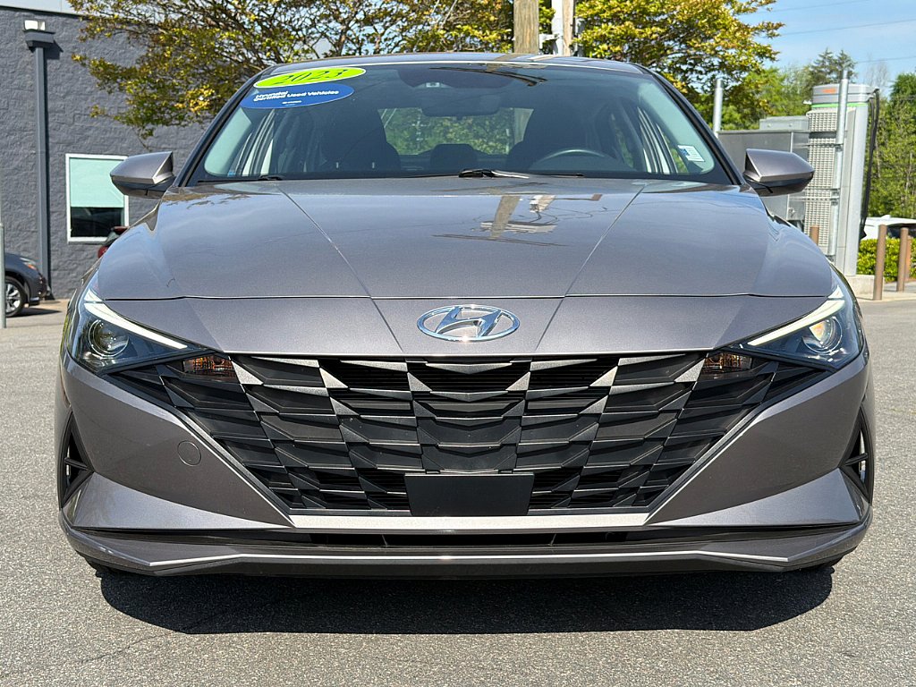 Certified 2023 Hyundai Elantra SEL w/ Convenience Package image 2
