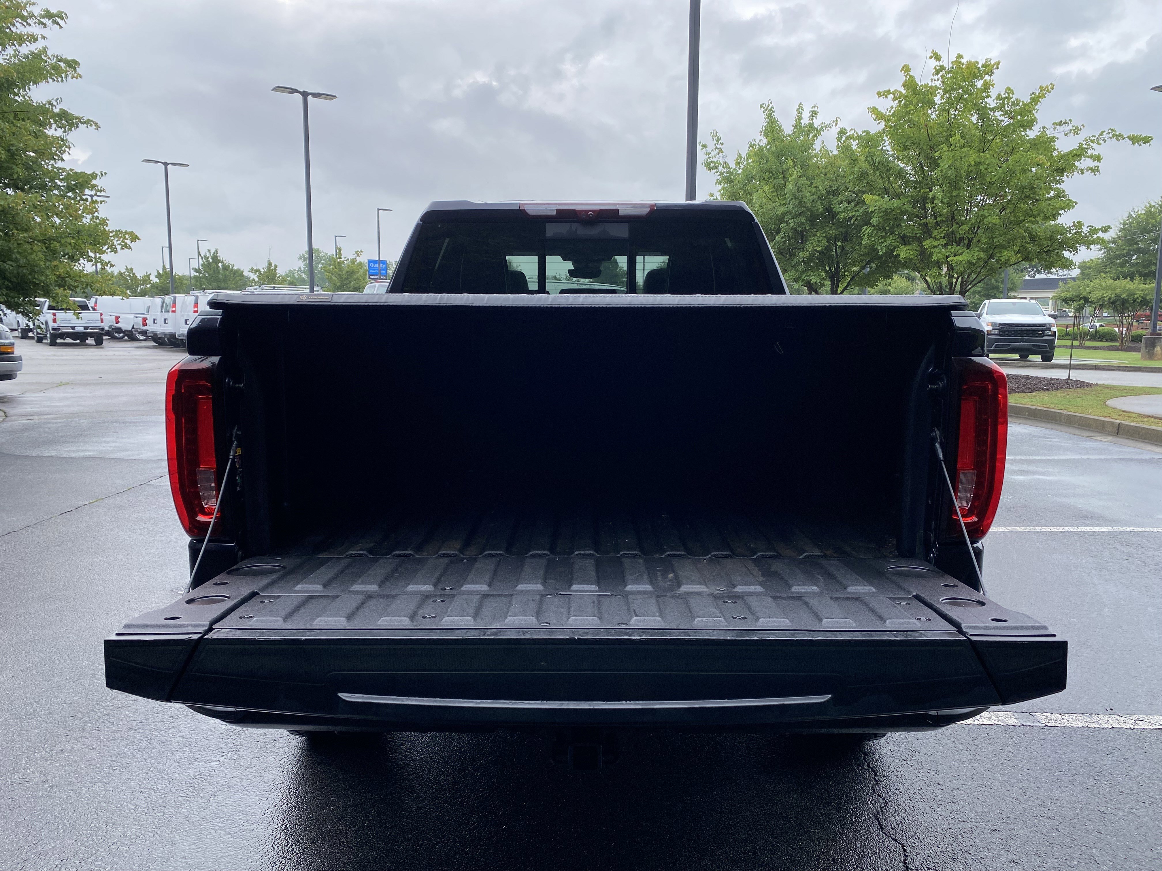 Used 2023 GMC Sierra 1500 AT4X AWD/4WD image 12