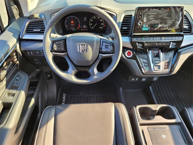 New 2026 Honda Odyssey Touring image 13