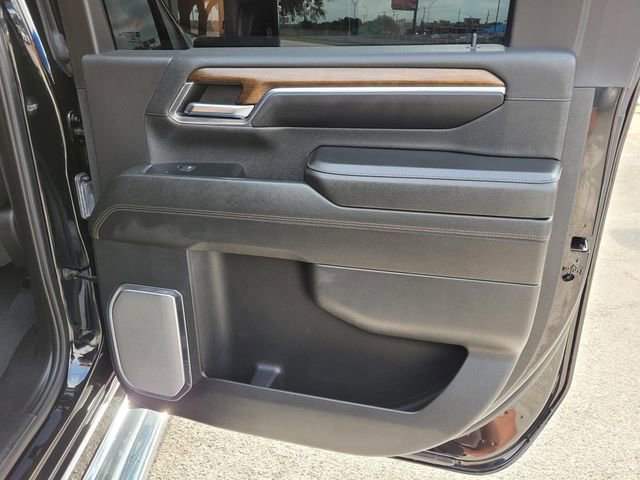 Used 2024 Chevrolet Silverado 3500 High Country image 10