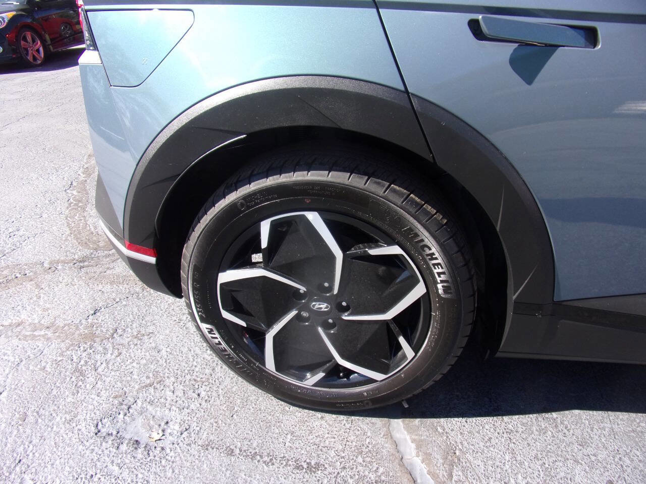 Used 2023 Hyundai Ioniq 5 SE w/ Cargo Package image 12