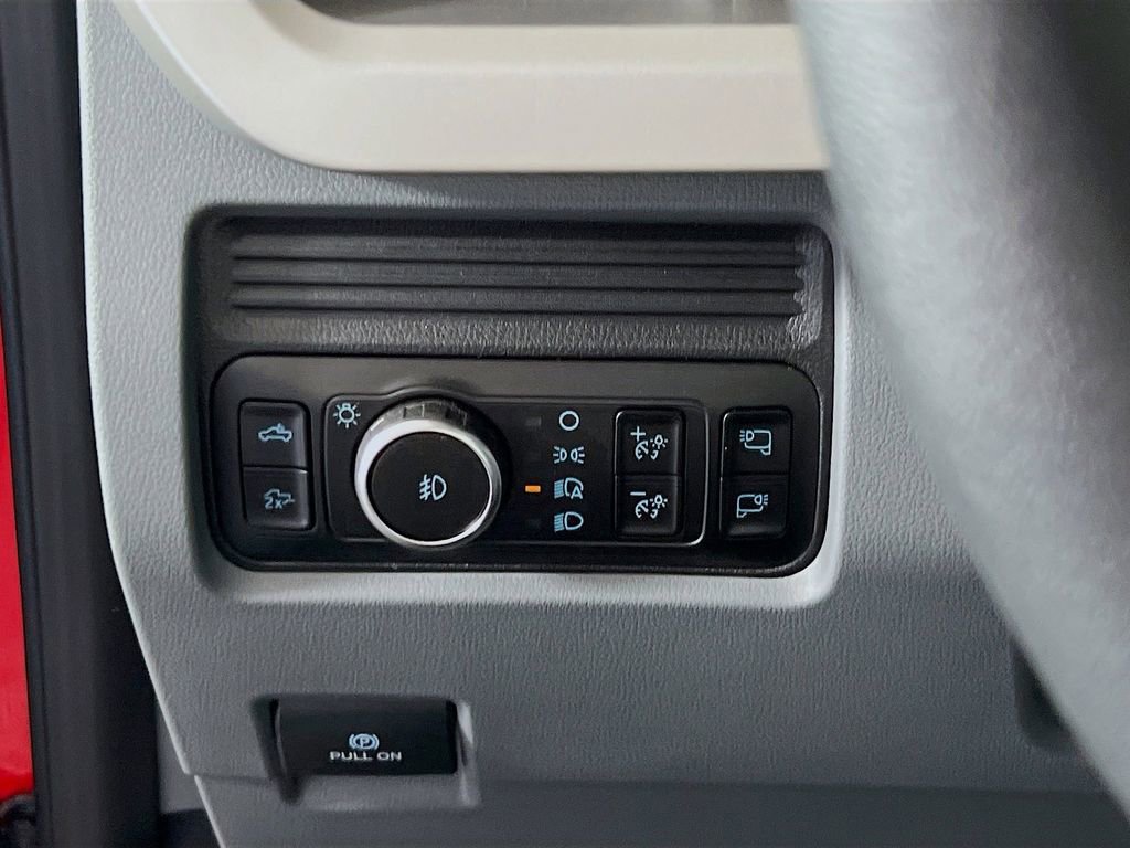 New 2025 Ford F350 XLT w/ Black Appearance Package image 19