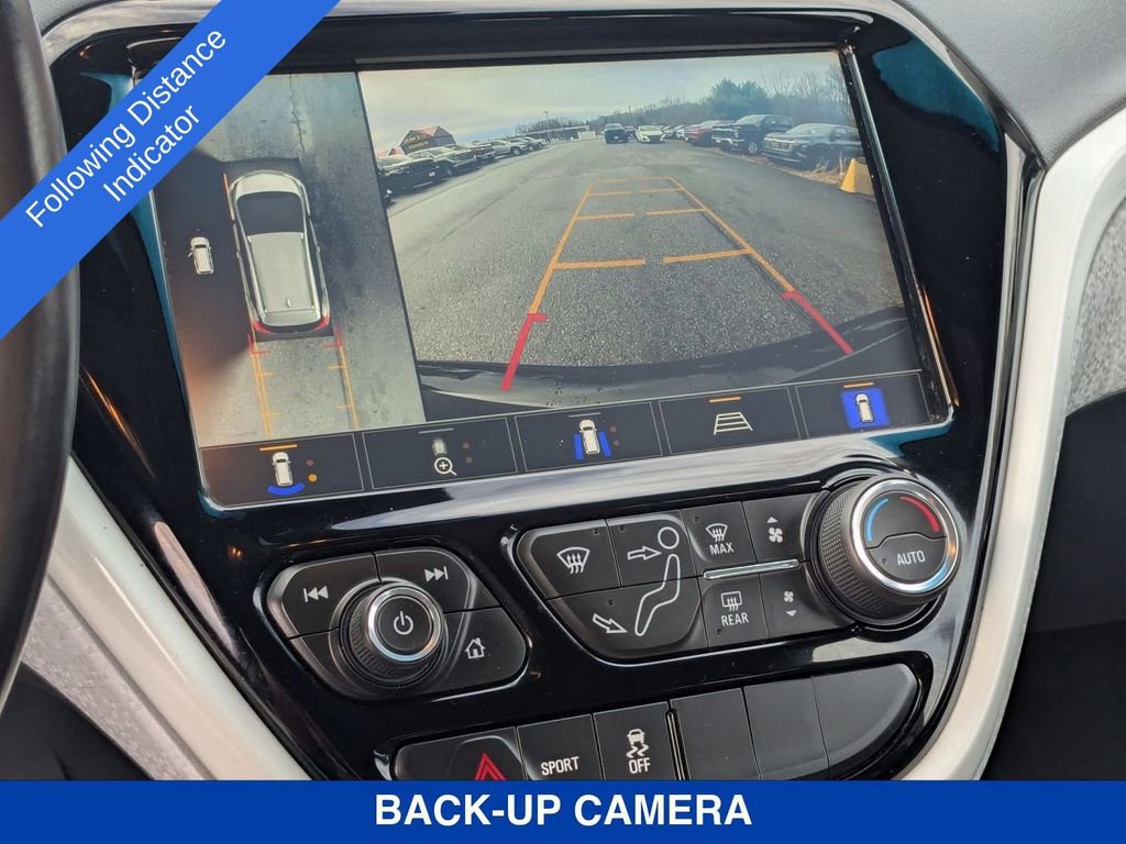 Used 2020 Chevrolet Bolt Premier w/ Infotainment Package image 27
