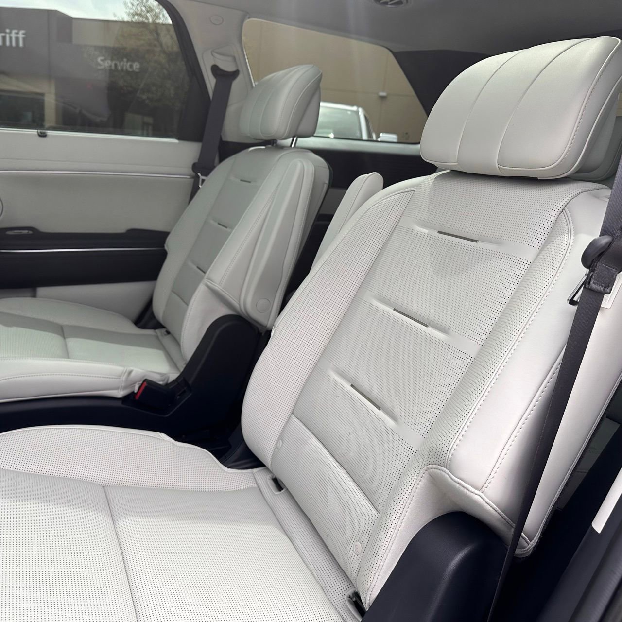 Used 2026 Hyundai Palisade Calligraphy image 18