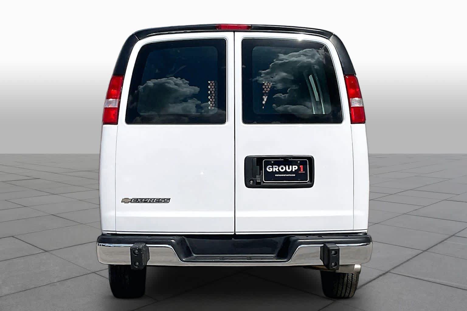 Certified 2024 Chevrolet Express 2500 w/ Driver Convenience Package RWD image 5