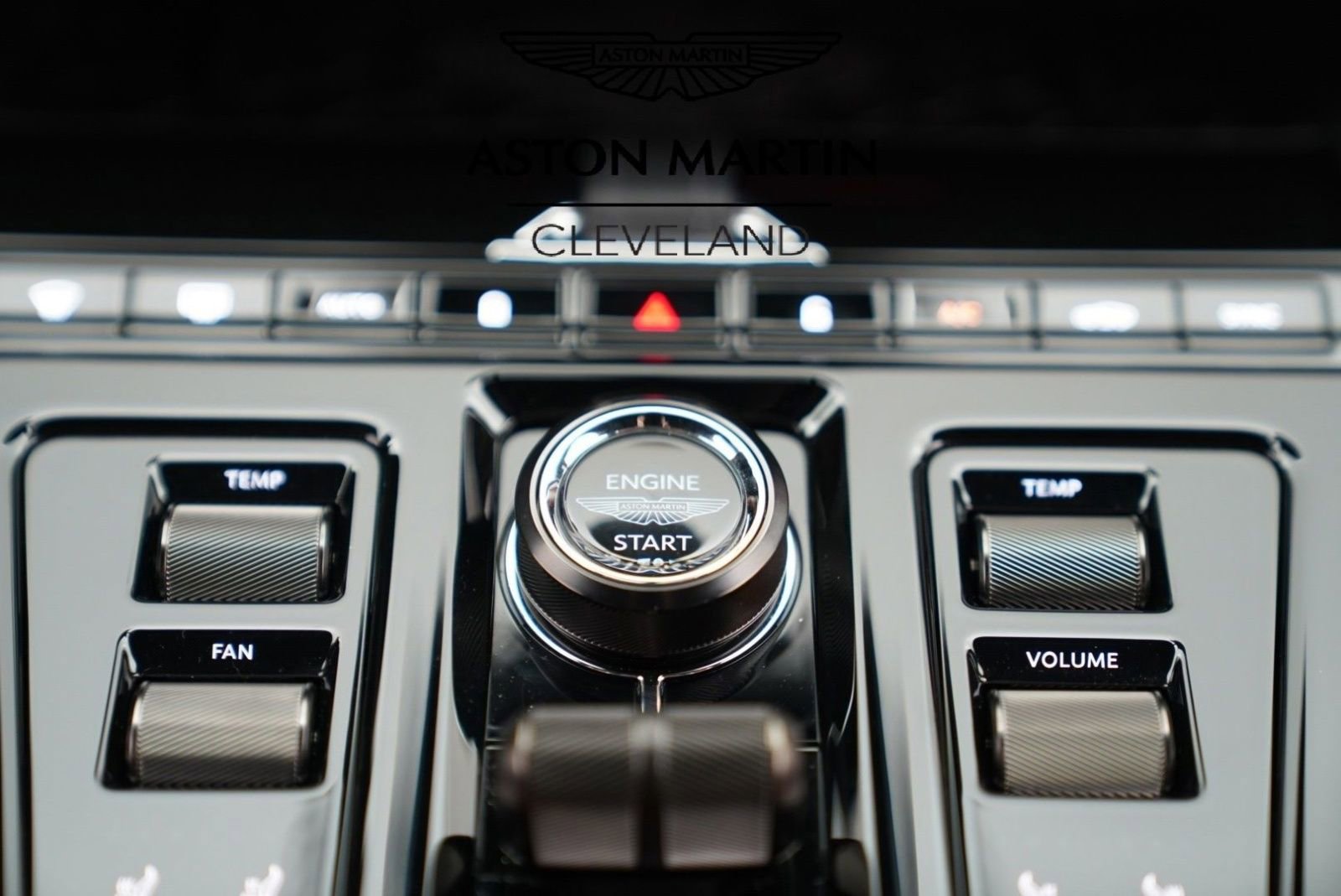 Used 2025 Aston Martin DBX 707 AWD/4WD image 50