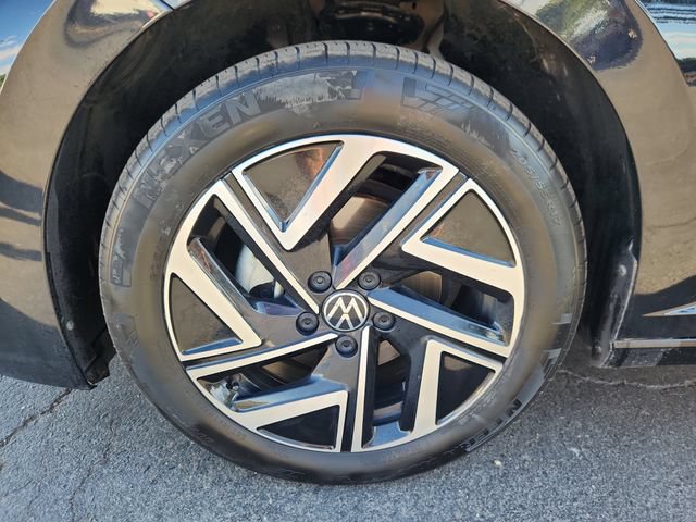 Certified 2024 Volkswagen Jetta SEL FWD image 15