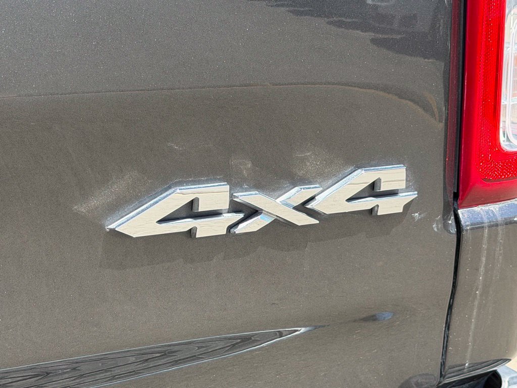 Used 2022 RAM 1500 Big Horn AWD/4WD image 16